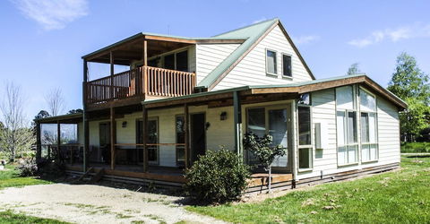 Beechworth Cedar Cottages - Lightning Ridge Tourism 0