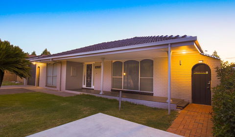 Mildura Holiday Villas - Lightning Ridge Tourism 41