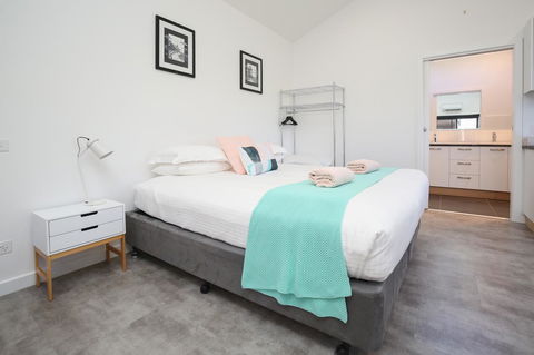 Mildura Holiday Villas - Lightning Ridge Tourism 32