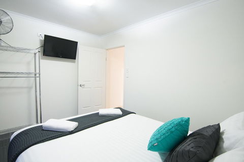 Mildura Holiday Villas - Lightning Ridge Tourism 34