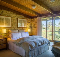 The Burrow at Wombat Bend - Lightning Ridge Tourism