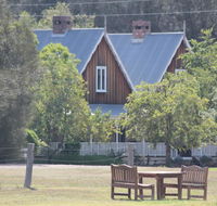 The Carriages Boutique Hotel and Vineyard - Lightning Ridge Tourism
