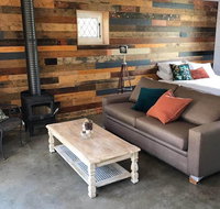 The Cottage - 58 Acre Farm Stay at Hanging Rock - Lightning Ridge Tourism