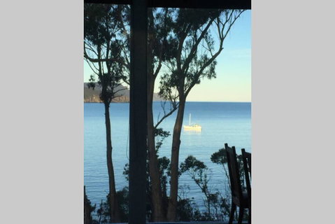 The Cove... On The Rocks At Port Arthur - Lightning Ridge Tourism 2