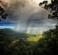 The Den of the Treehouse KINABALU Farm - Lightning Ridge Tourism