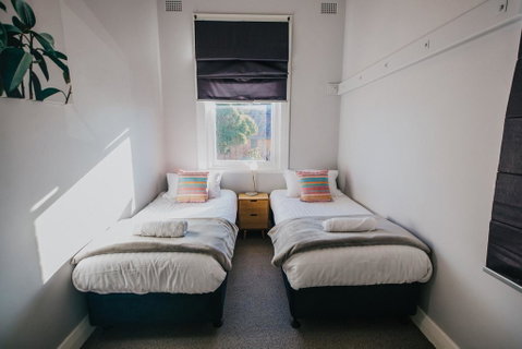 The Duke Of Wellington Hotel - Lightning Ridge Tourism 2