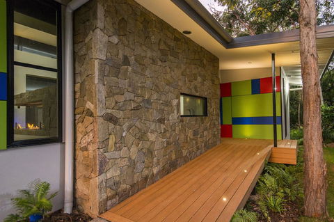 The Feathered Nest - Luxury Wildlife Retreat - Lightning Ridge Tourism 3