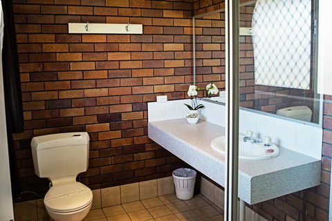 The Gallery Motor Inn - Lightning Ridge Tourism 2