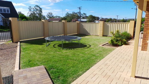 The Garden House - Lightning Ridge Tourism 3