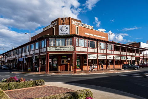 The Imperial Hotel - Lightning Ridge Tourism 0