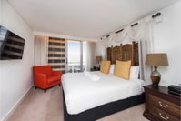 The Nest - Boho Bedroom Near the City with Roof Terrace