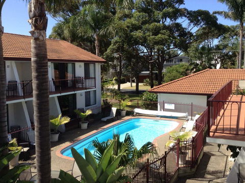 The Peninsular Merimbula - Lightning Ridge Tourism 0