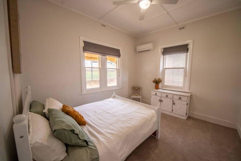 The River Block - Lightning Ridge Tourism 1