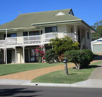 The Sun and the Sea in Hervey Bay - Lightning Ridge Tourism