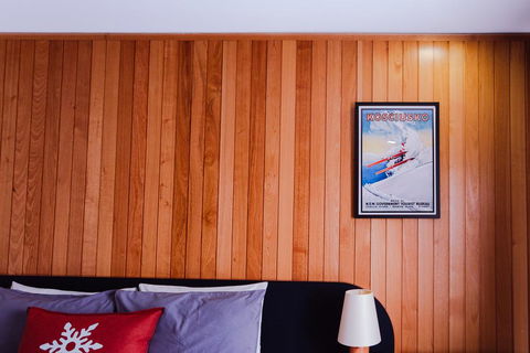 Thredbo Alpine Hotel - Lightning Ridge Tourism 2