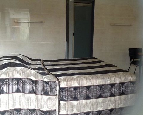 Top 1 Motel - Lightning Ridge Tourism 2