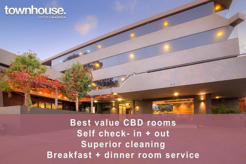 Townhouse Hotel - Lightning Ridge Tourism 0