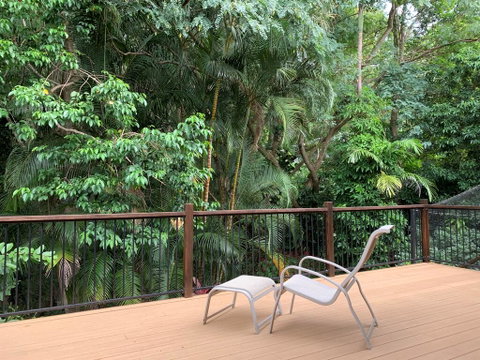 Tranquil Setting In Buderim - Lightning Ridge Tourism 1