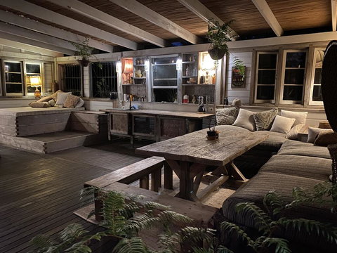 Treehouse On Plantation - Lightning Ridge Tourism 2