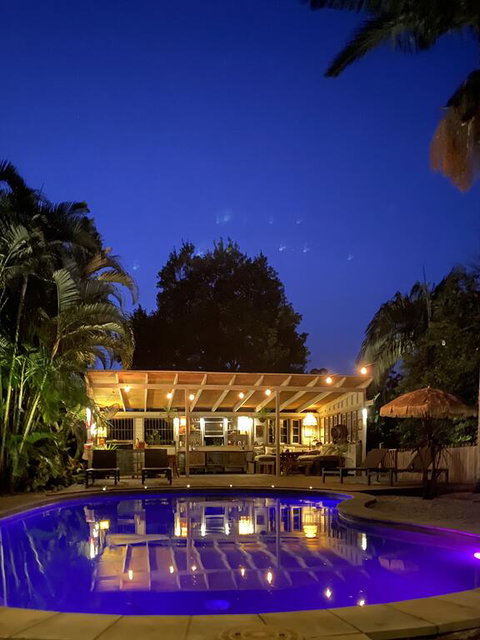 Treehouse On Plantation - Lightning Ridge Tourism 3