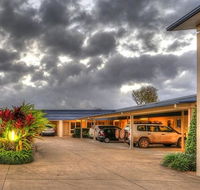 Tropixx Motel  Restaurant - Lightning Ridge Tourism