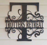Trotters Retreat - Lightning Ridge Tourism
