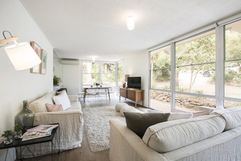 Twiggy @ Anglesea - Lightning Ridge Tourism 0