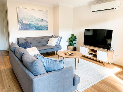 Ultimate Oasis Condo. Wifi + Netflix + Parking - Lightning Ridge Tourism 0