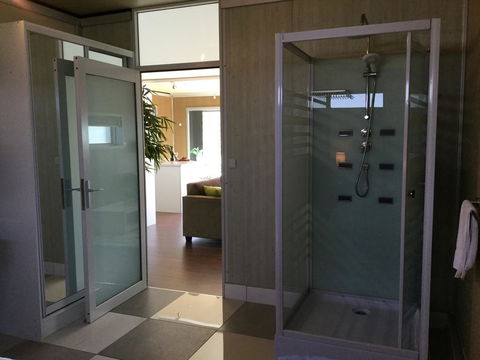 Urban Edge Apartments Bendigo - Lightning Ridge Tourism 1