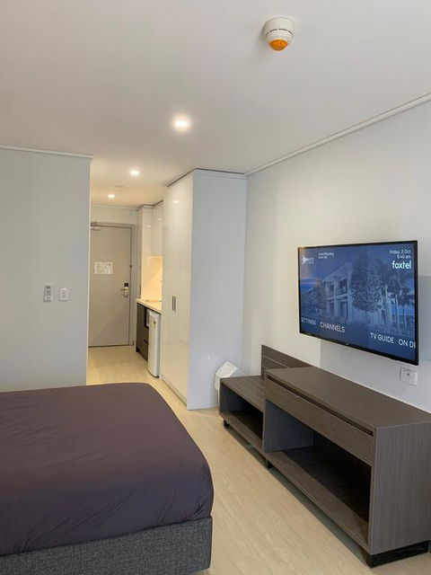 Velocity Motel & Bistro-TWA - Lightning Ridge Tourism 3