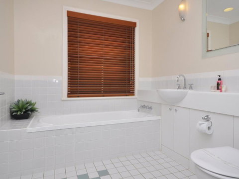 Villa 3br Vista Resort Condo Located Within Cypress Lakes Resort (nothing Is More Central) - Lightning Ridge Tourism 1
