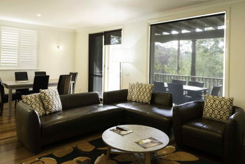Villa Andante - Lightning Ridge Tourism 3