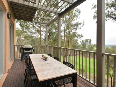 Villa Executive 2br Fiano Resort Condo Located Within Cypress Lakes Resort (nothing Is More Central) - Lightning Ridge Tourism 0