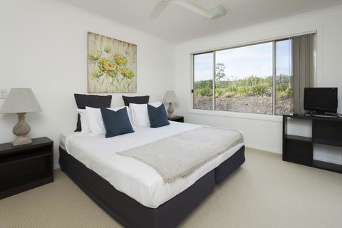 Villa Siena - Lightning Ridge Tourism 3