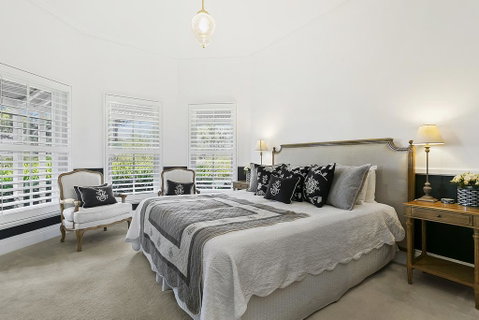 Vinden Estate Homestead - Lightning Ridge Tourism 2