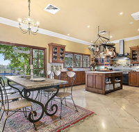 Vinden Estate Homestead - Lightning Ridge Tourism