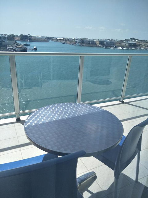 Wallaroo Marina Sea Vu Apartment - Lightning Ridge Tourism 3