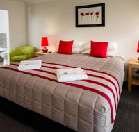 Wallsend Executive Apartments - Lightning Ridge Tourism