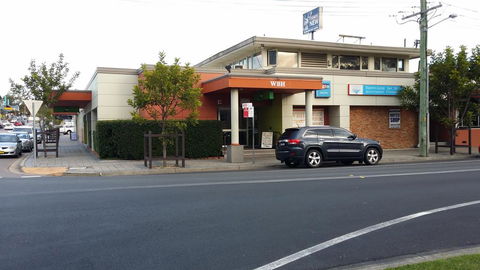 Warners Bay Hotel - Lightning Ridge Tourism 0