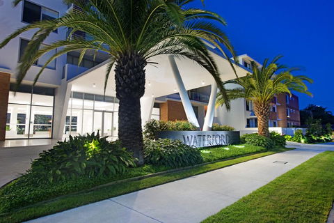 Waterford Apartments - Lightning Ridge Tourism 2