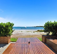 Waterfront at Sunset Boulevard 26 Sunset Boulevard - Lightning Ridge Tourism