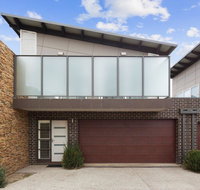 Central to Cowes - Lightning Ridge Tourism