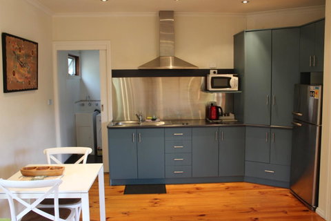 Australian Home Away @ Wonga Park Brushy Creek - Lightning Ridge Tourism 6