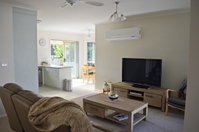 Book Horsham Accommodation Vacations Lightning Ridge Tourism Lightning Ridge Tourism