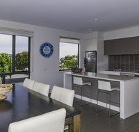 1 Pebble Place - Lightning Ridge Tourism