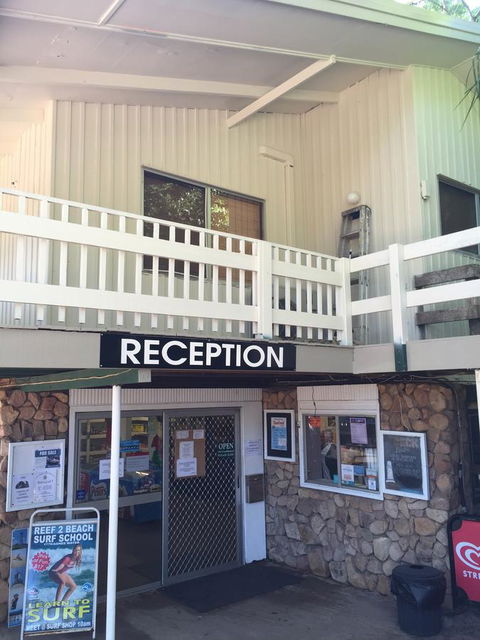 Captain Cook Holiday Village 1770 - Lightning Ridge Tourism 5