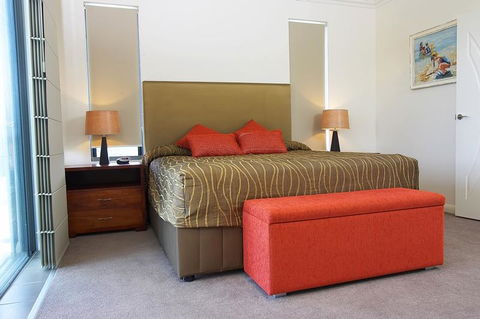Sand Dunes Resort Accommodation - Lightning Ridge Tourism 14