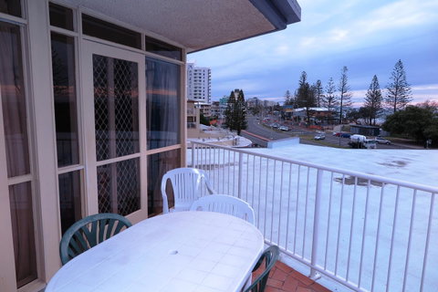 Northpoint Holiday Apartments - Lightning Ridge Tourism 13