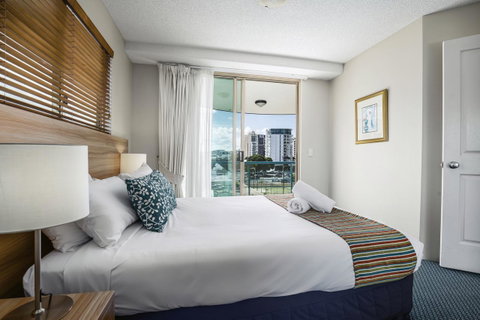Landmark Resort - Lightning Ridge Tourism 3