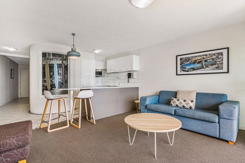 Mantra Mooloolaba Beach - Lightning Ridge Tourism 5